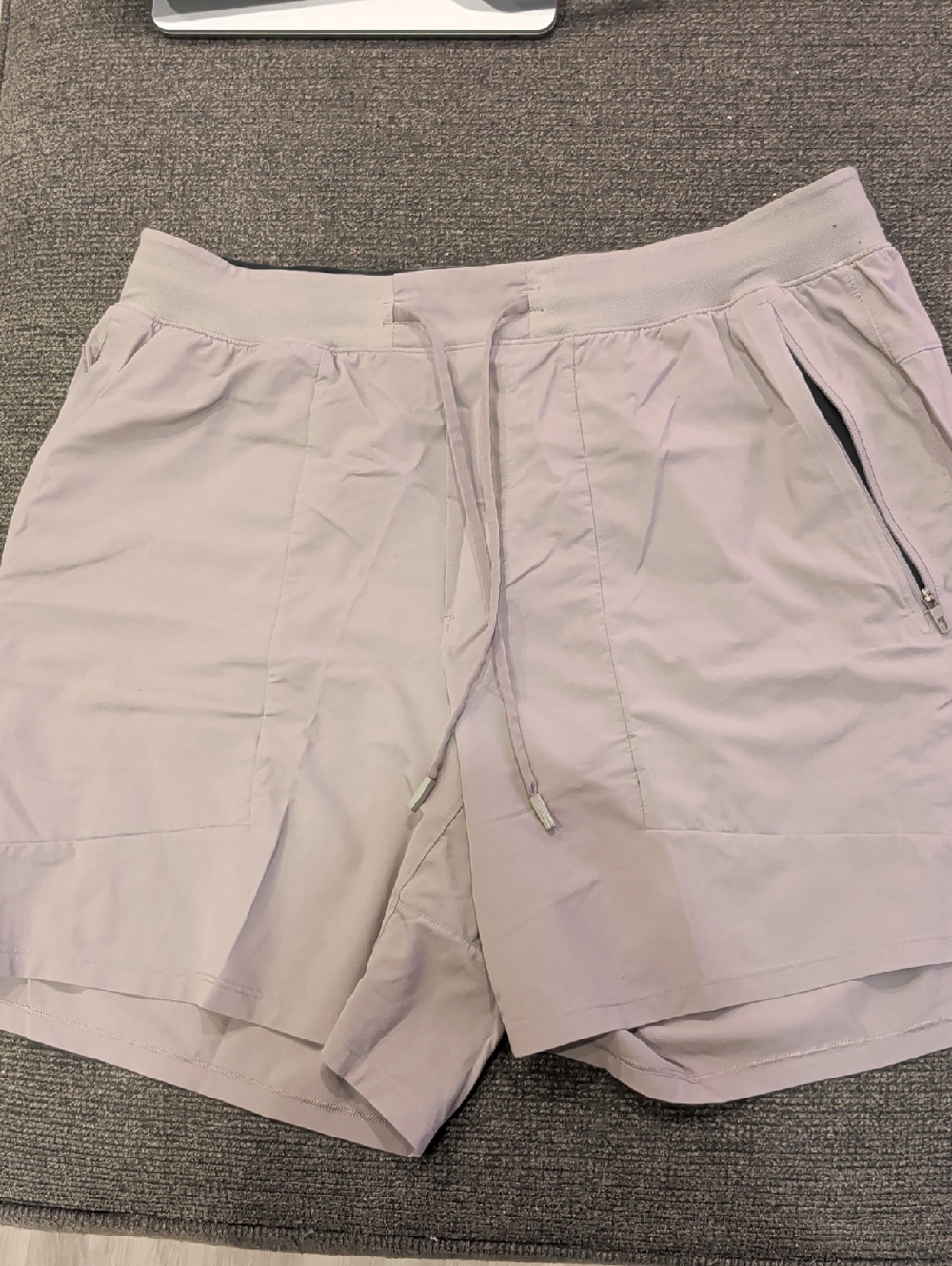 Lululemon Zoned In Shorts in Light Lavender 7inch Linerless
